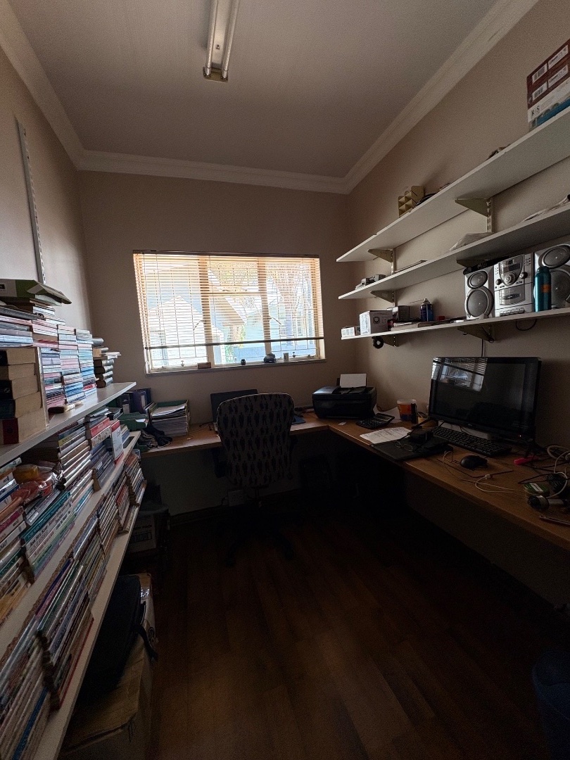 3 Bedroom Property for Sale in Flamwood North West